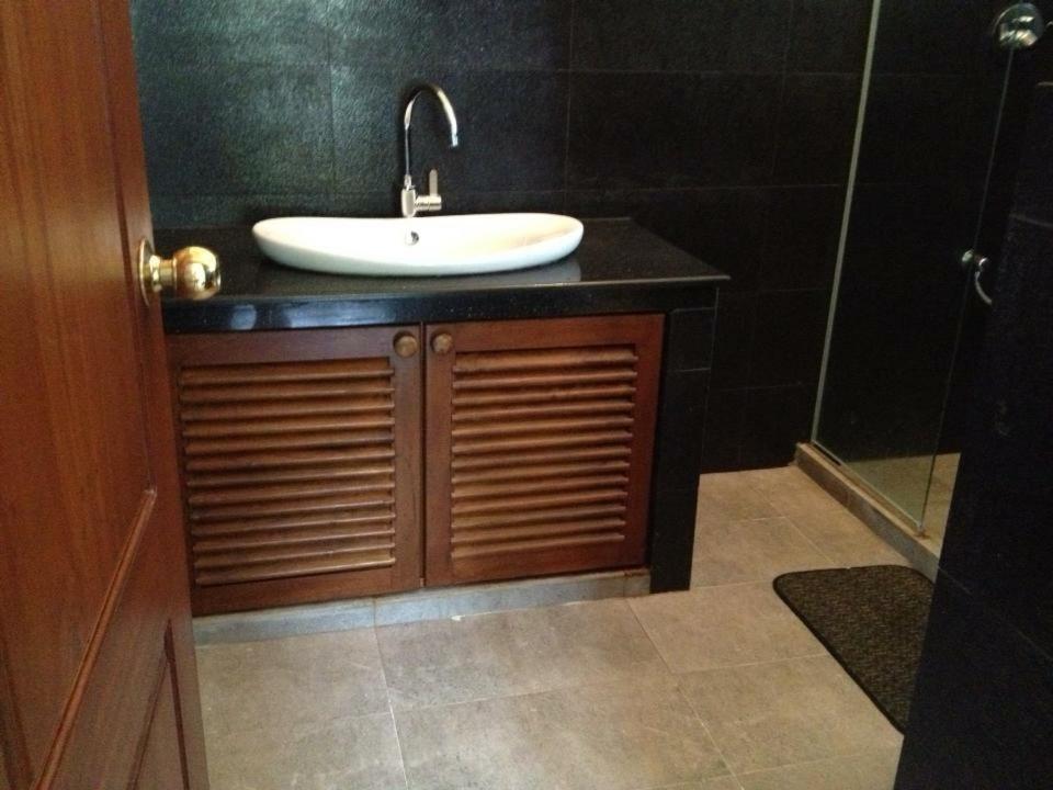 Battaramulla Boutique Villa Sri Jayewardenepura Kotte Esterno foto