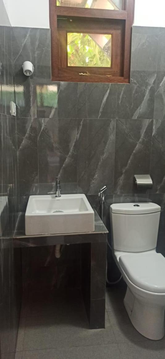 Battaramulla Boutique Villa Sri Jayewardenepura Kotte Esterno foto